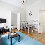 Elisabeth 52 Budapest