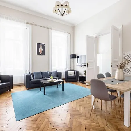 Elisabeth 52 Budapest