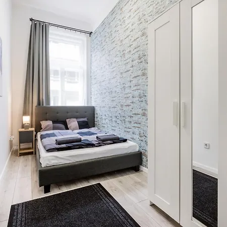 Elisabeth 52 Budapest