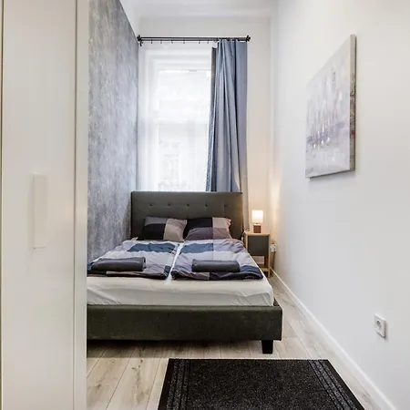 Elisabeth 52 アパート *