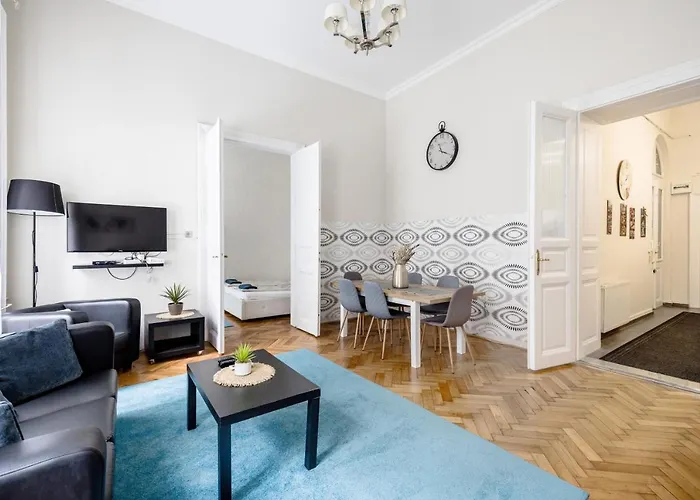 Elisabeth 52 Budapest