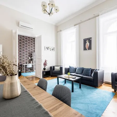 아파트 Elisabeth 52 *