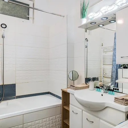 아파트 Elisabeth 52 *