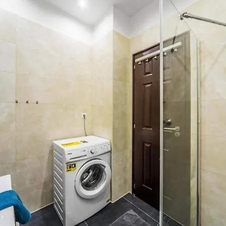 Elisabeth 52 아파트